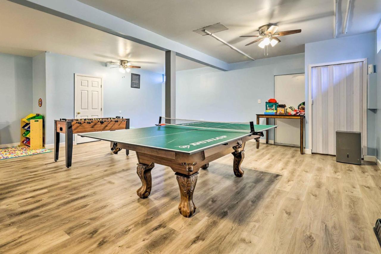 Peaceful Poconos Hot Tub And Game Room! Holiday home Long Pond